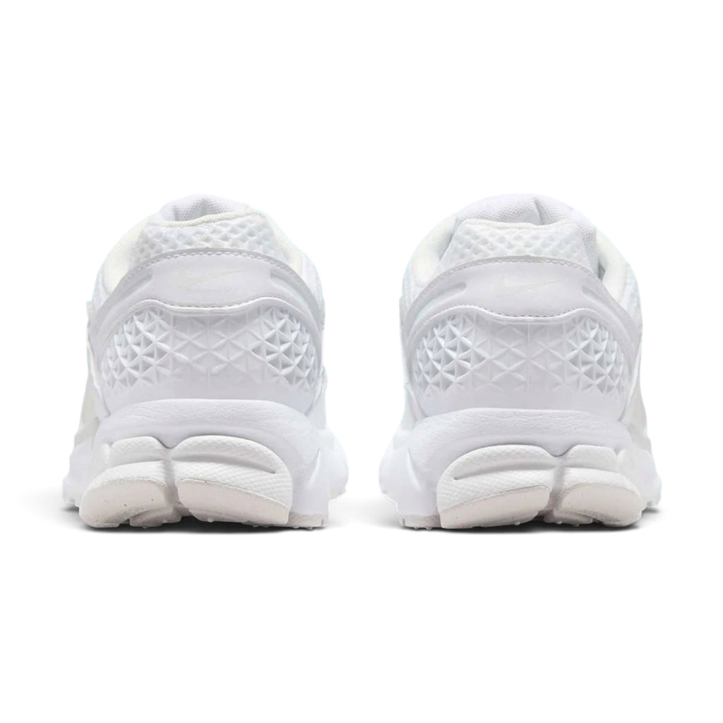 Nike Air Zoom Vomero 5 Triple White