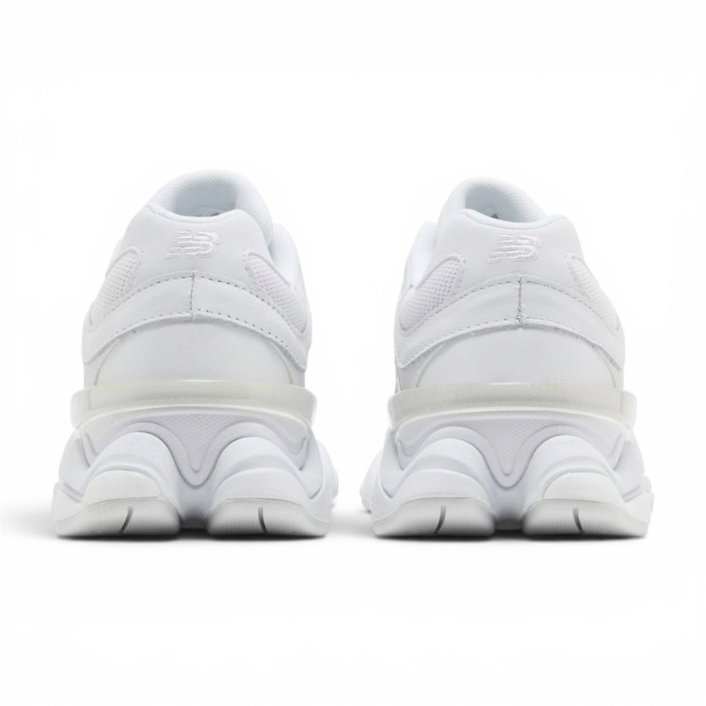 NEW BALANCE 9060 TRIPLE WHITE