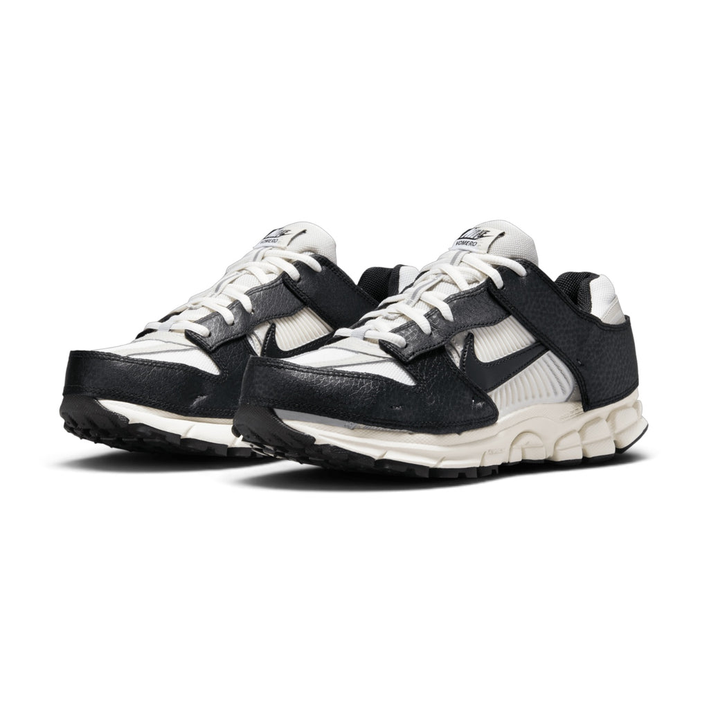 Nike Air Zoom Vomero 5 Timeless Panda