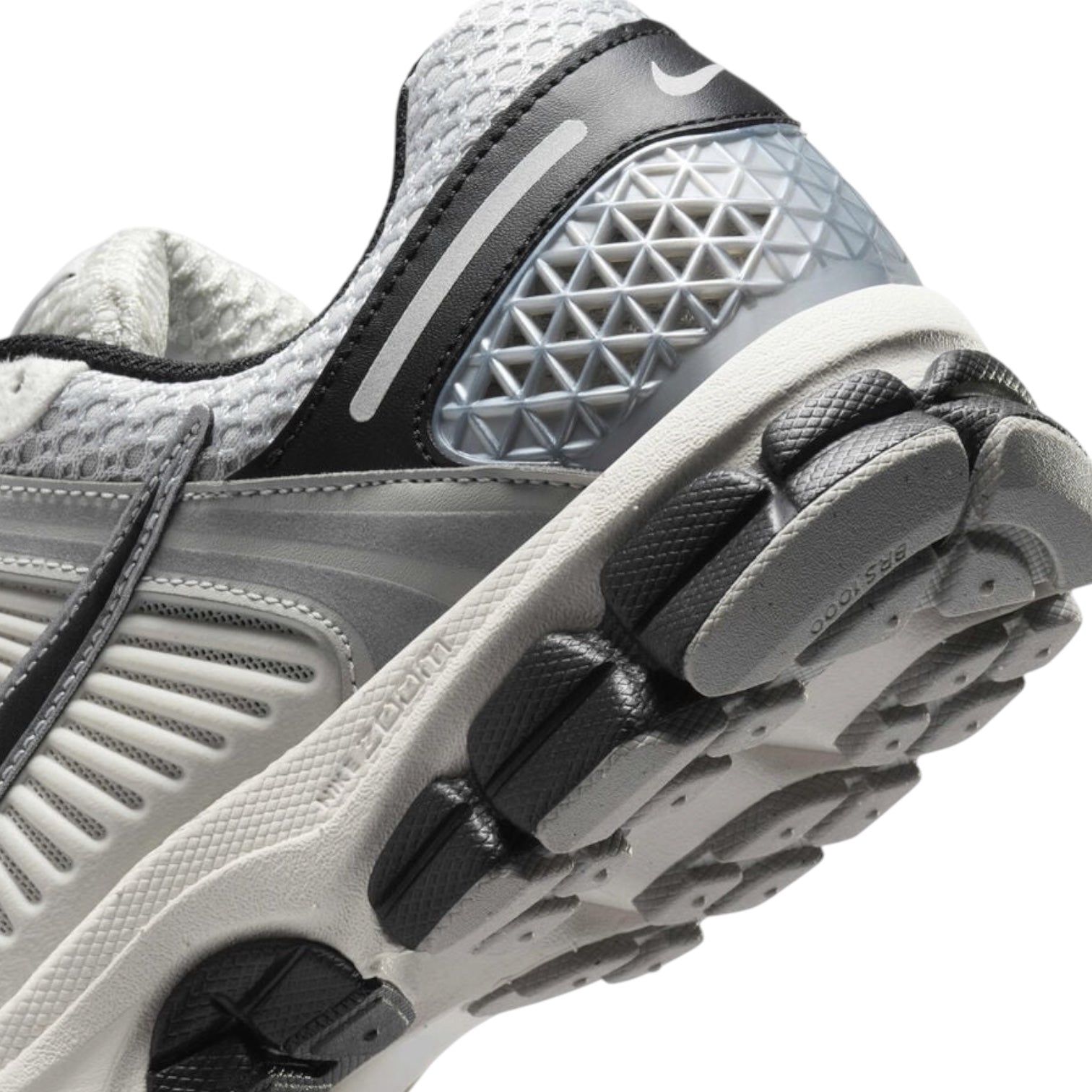 Nike Air Zoom Vomero 5 Photon Dust