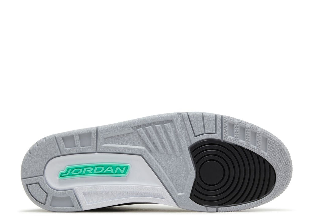 JORDAN 3 RETRO GREEN GLOW