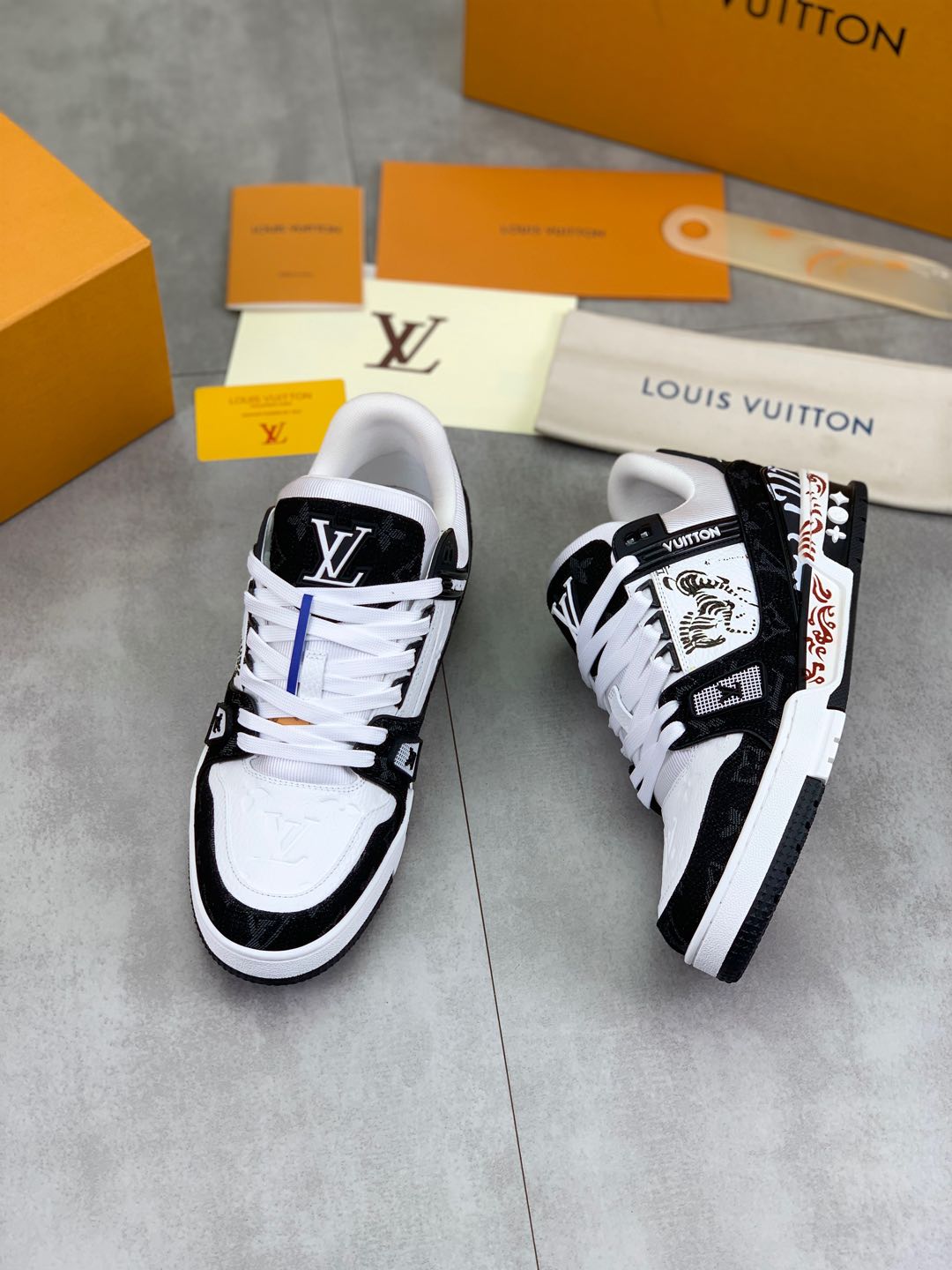 LV Trainer Sneaker 'Zebra Graphic Black White'