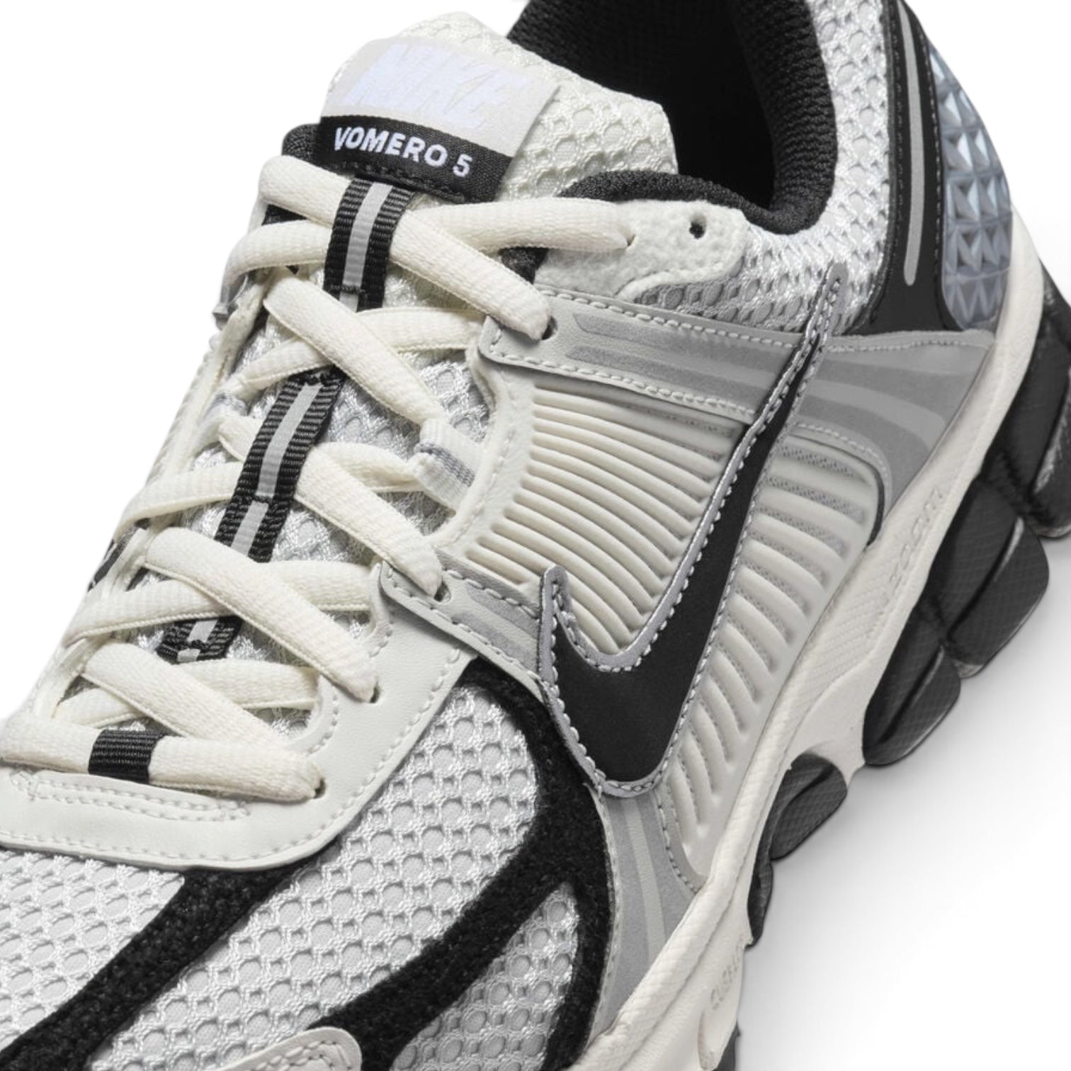 Nike Air Zoom Vomero 5 Photon Dust