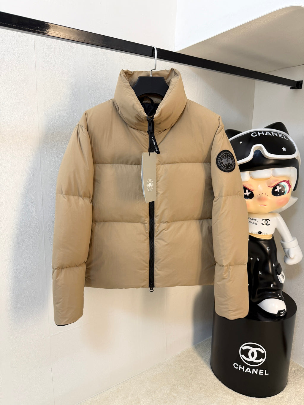 Canada Goose Junction Down Jacket Beige