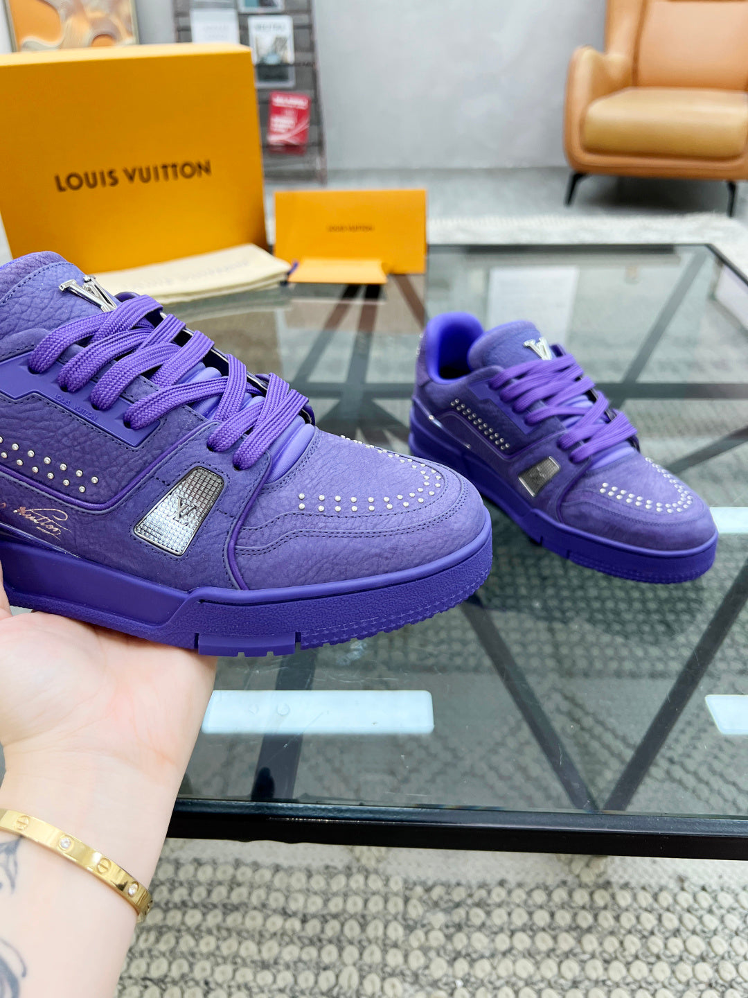 LV Trainer Sneaker Suede Strass 'Violet'