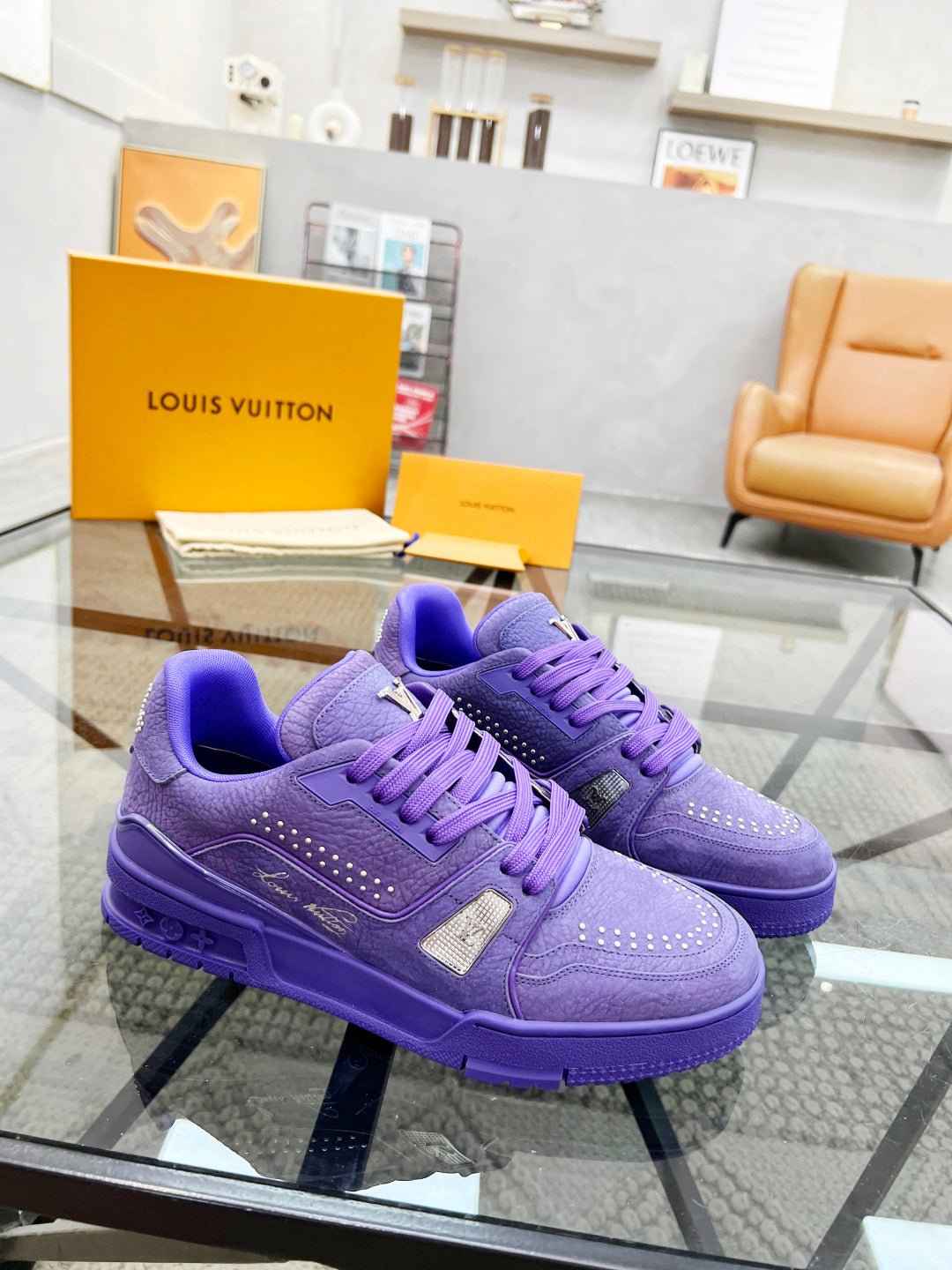 LV Trainer Sneaker Suede Strass 'Violet'