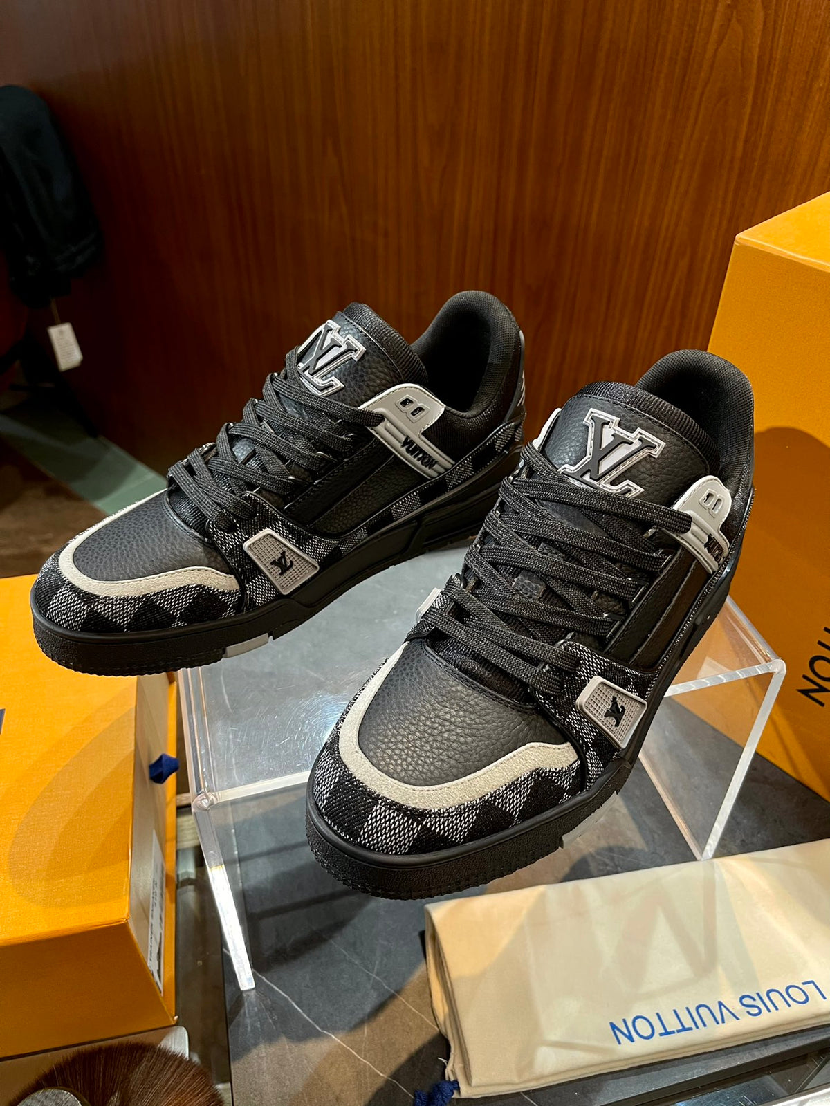 LV Trainer Sneaker 'Damier Black White'