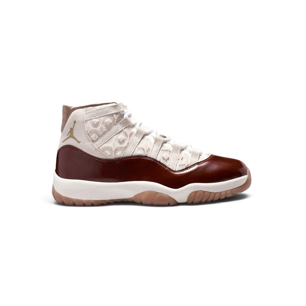 AIR JORDAN 11 NEAPOLITAN