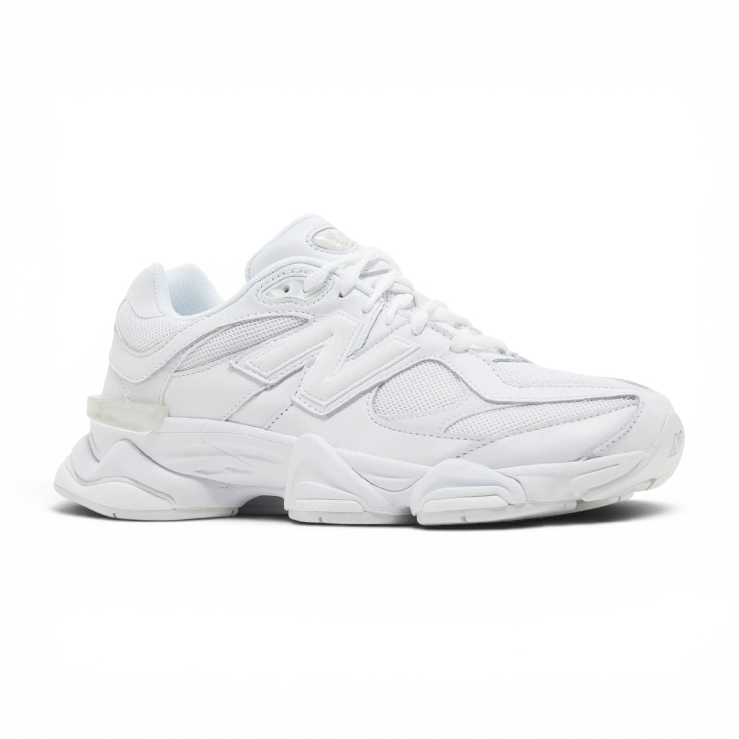 NEW BALANCE 9060 TRIPLE WHITE