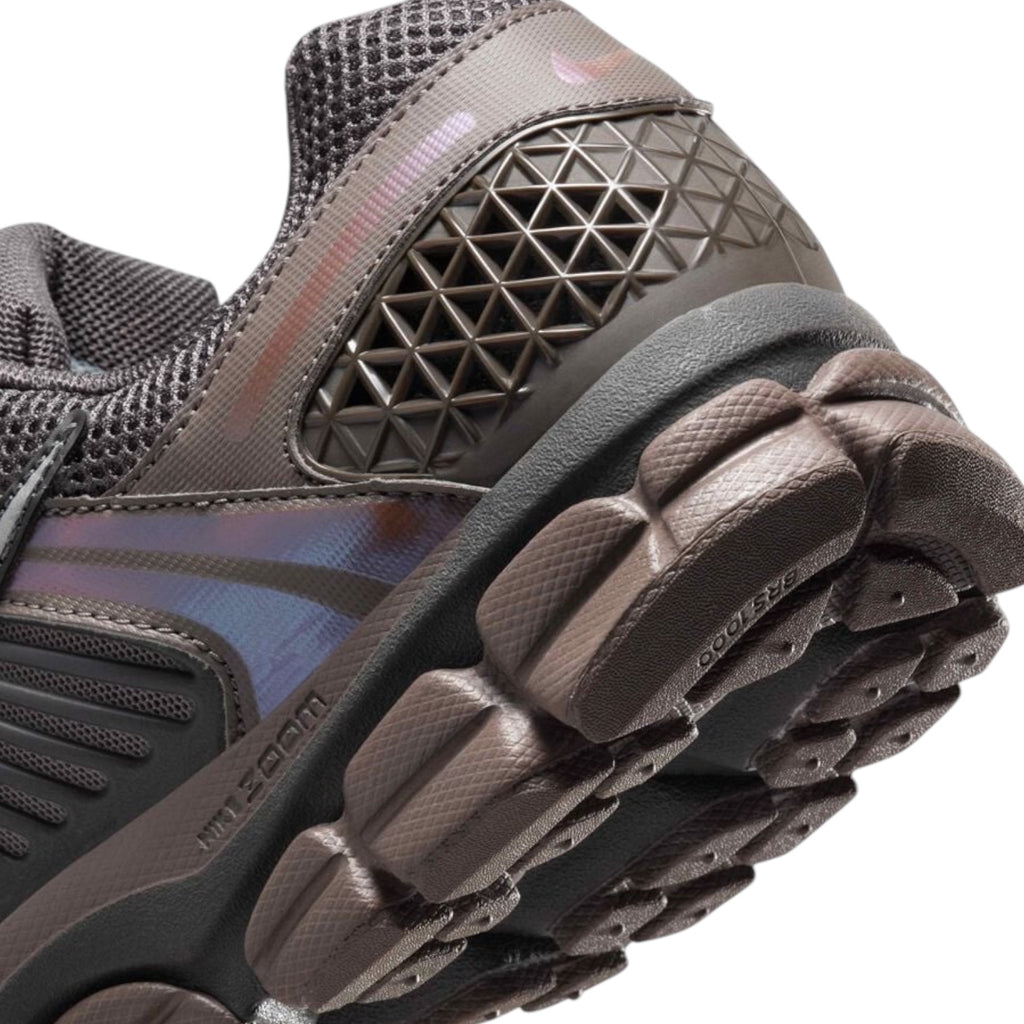 Nike Air Zoom Vomero 5 Cave Stone