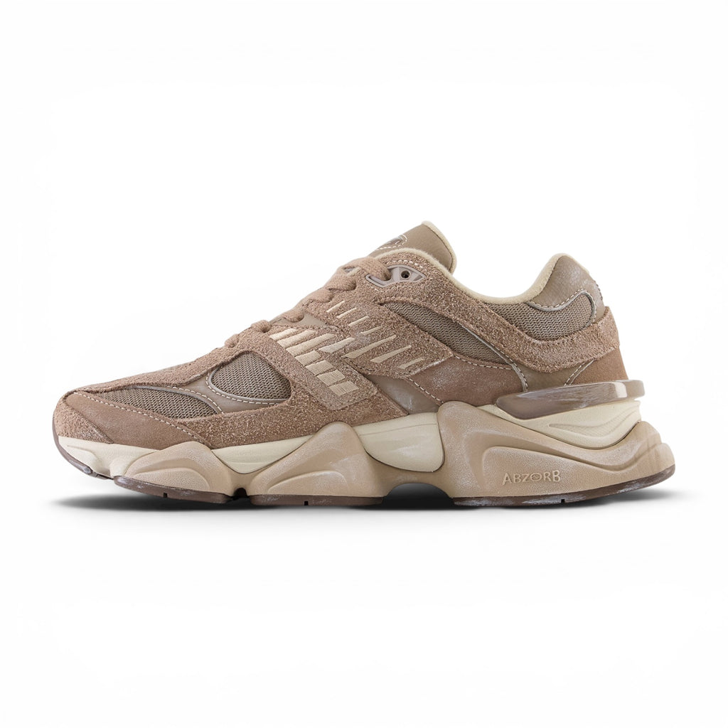 NEW BALANCE 9060 BROWN