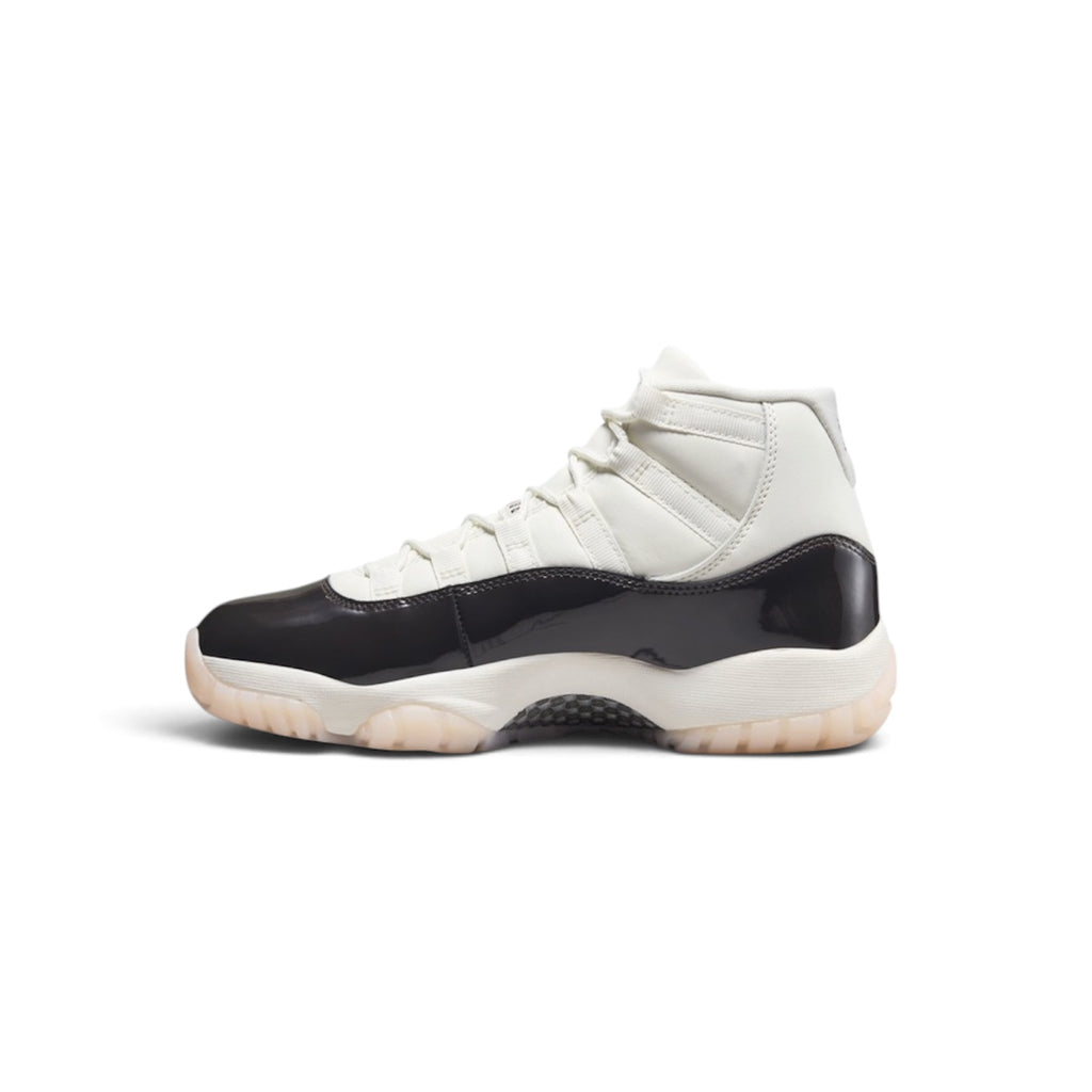 Air Jordan 11 Retro Neapolitan