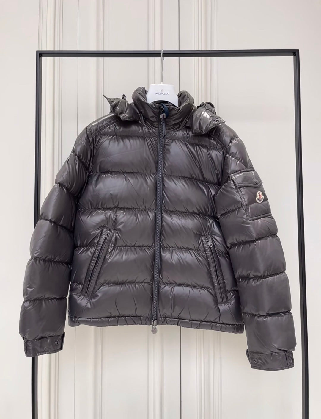 Moncler Maya Short Down Jacket - Shiny Grey
