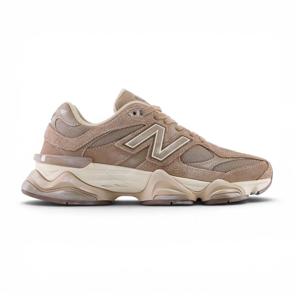 NEW BALANCE 9060 BROWN