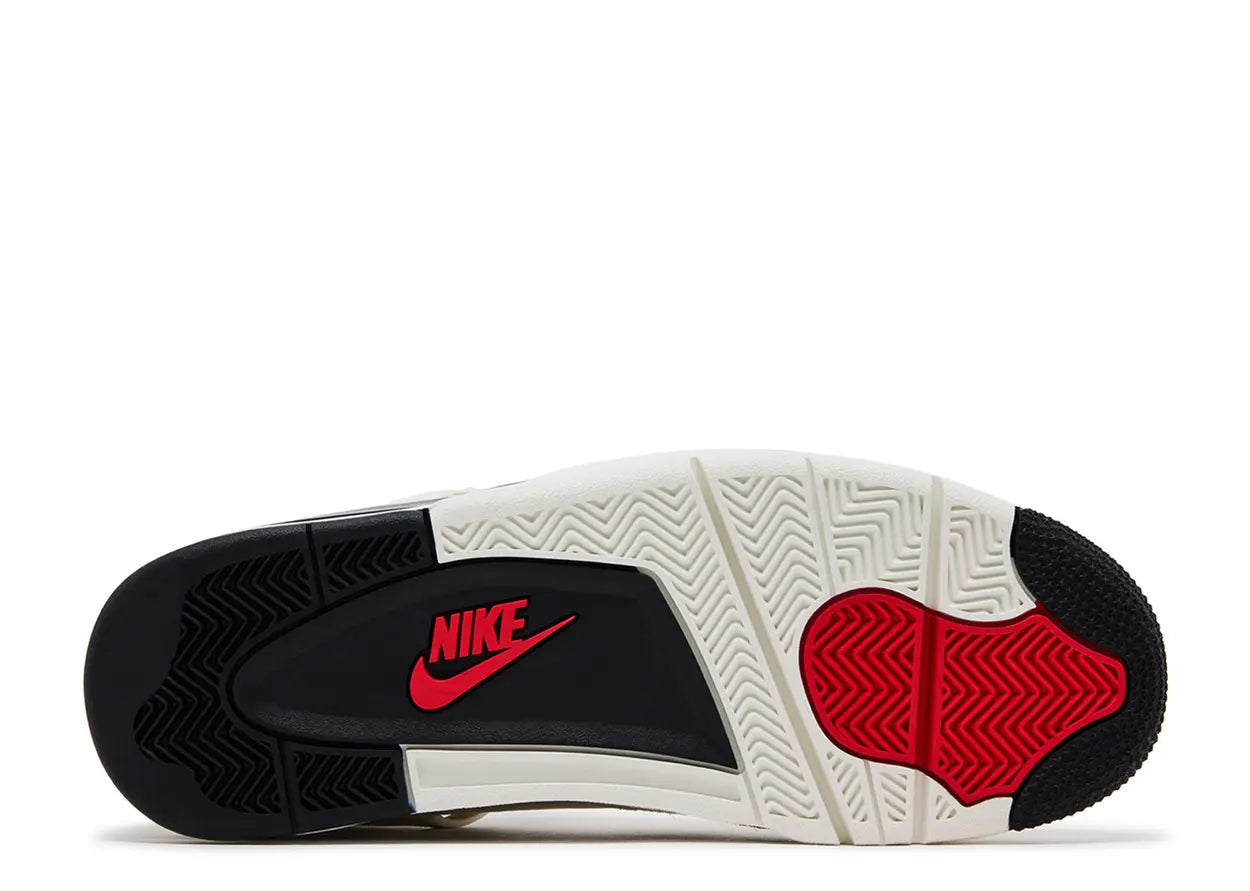 Air Jordan 4 Retro Flight Club