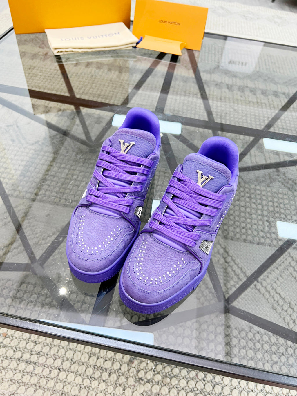 LV Trainer Sneaker Suede Strass 'Violet'