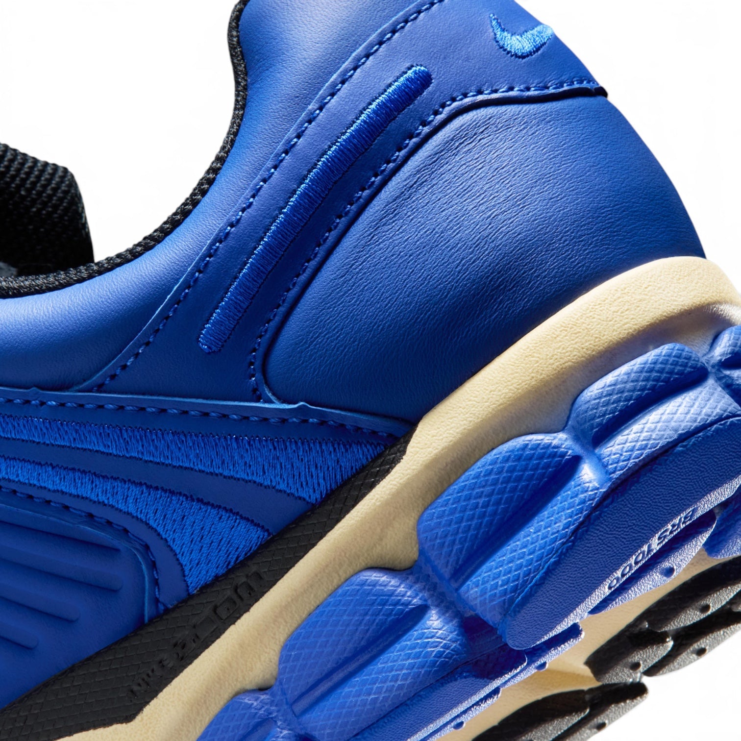 Nike Air Zoom Vomero 5 Hyper Royal