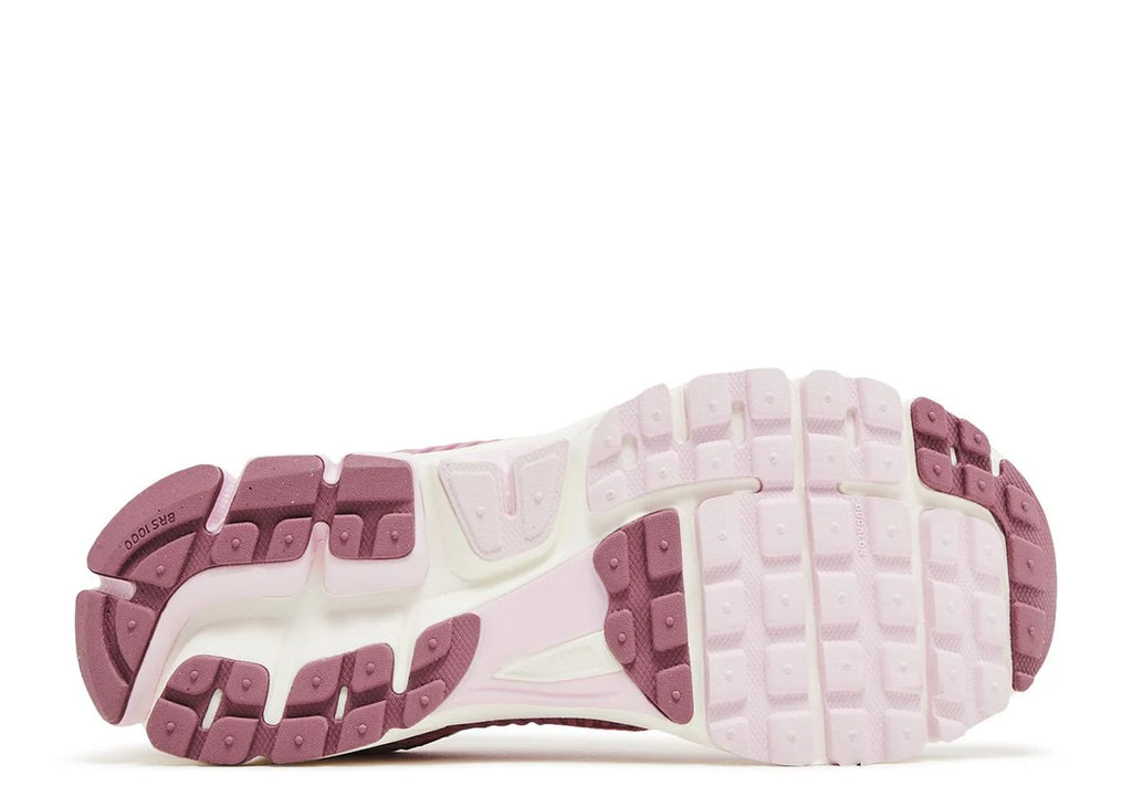 Nike Air Zoom Vomero 5 Elemental Pink