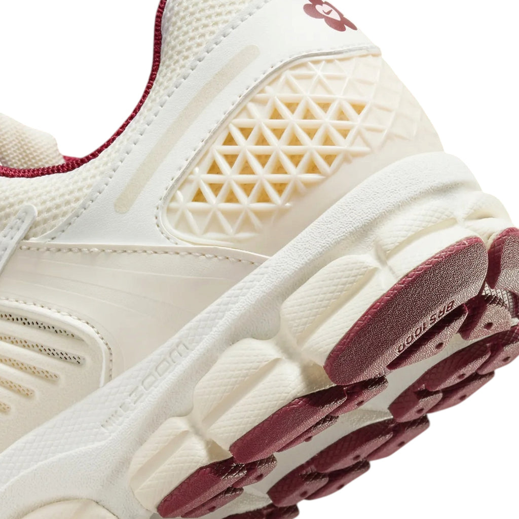 Nike Air Zoom Vomero 5 Valentines Day