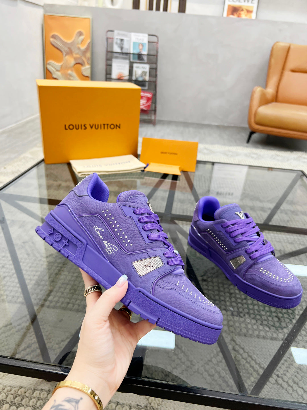 LV Trainer Sneaker Suede Strass 'Violet'
