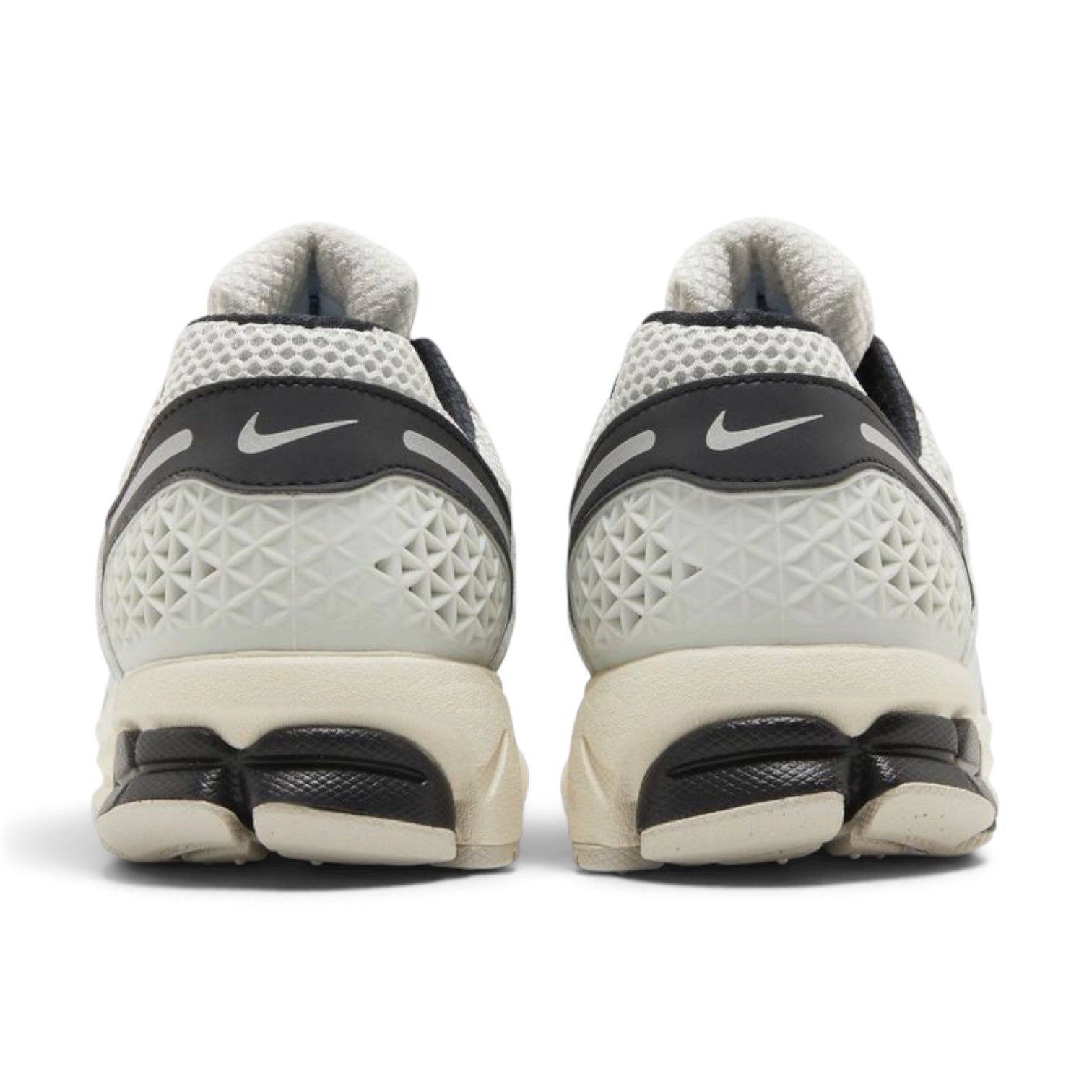 Nike Air Zoom Vomero 5 Supersonic