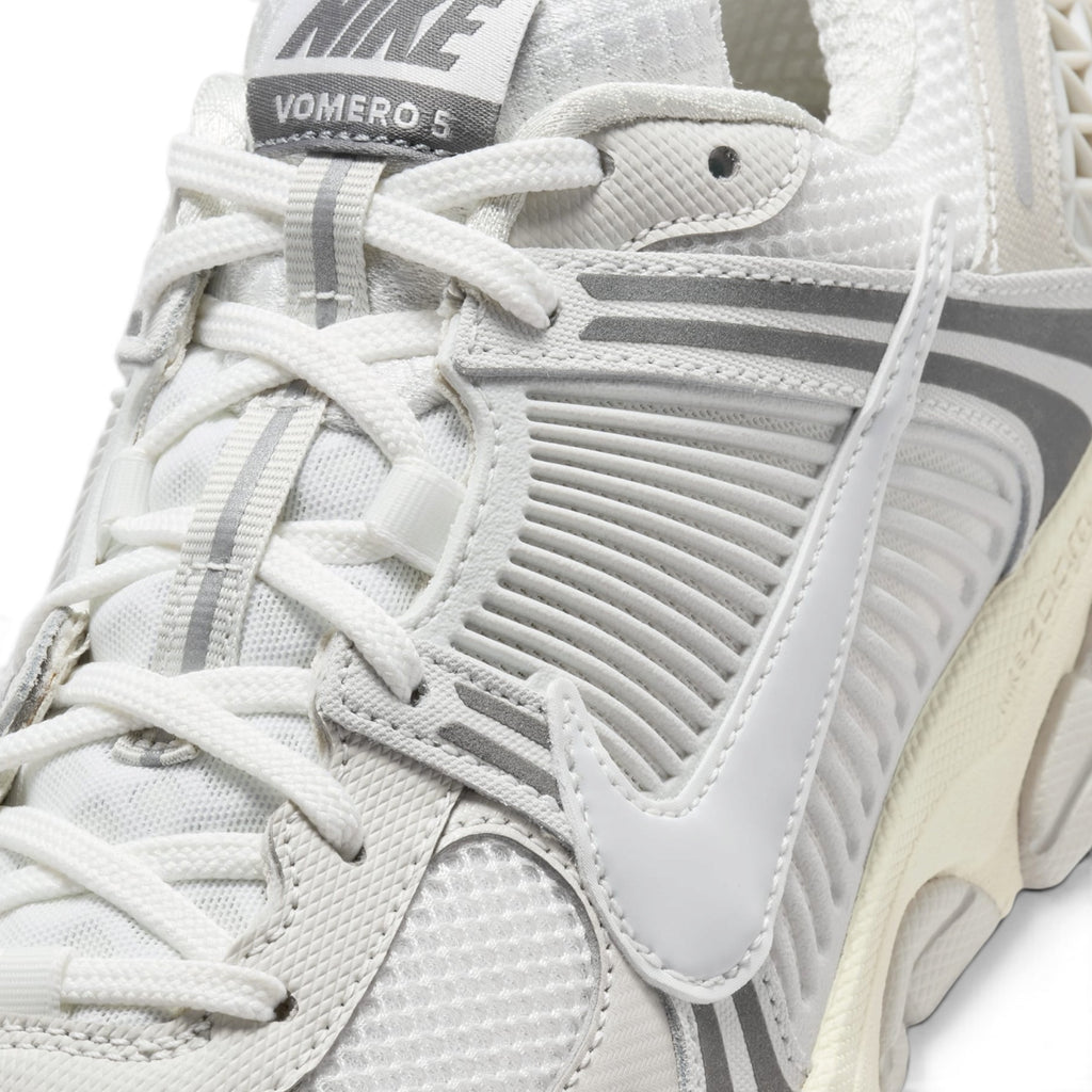 Nike Air Zoom Vomero 5 Platinum Tint