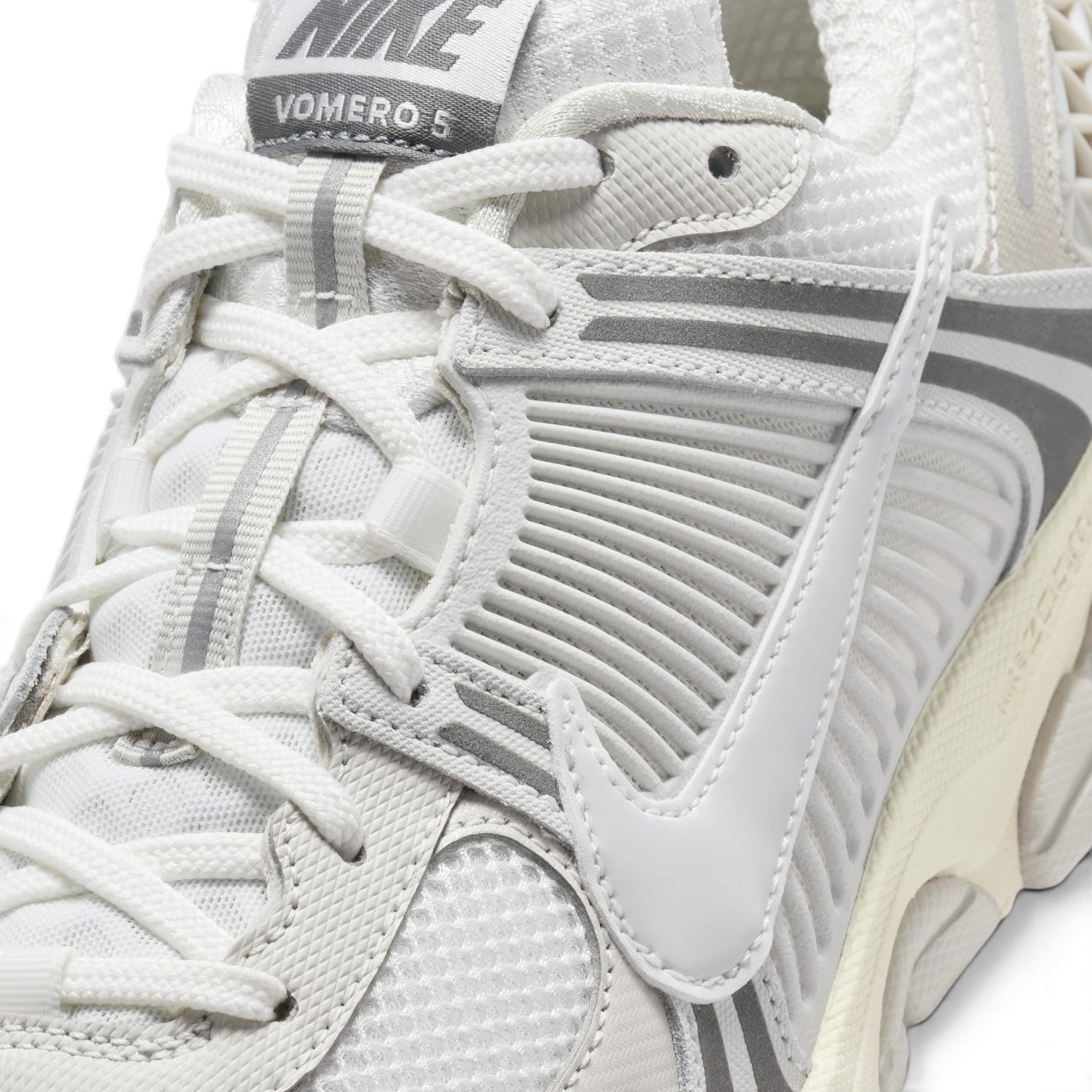 Nike Air Zoom Vomero 5 Platinum Tint