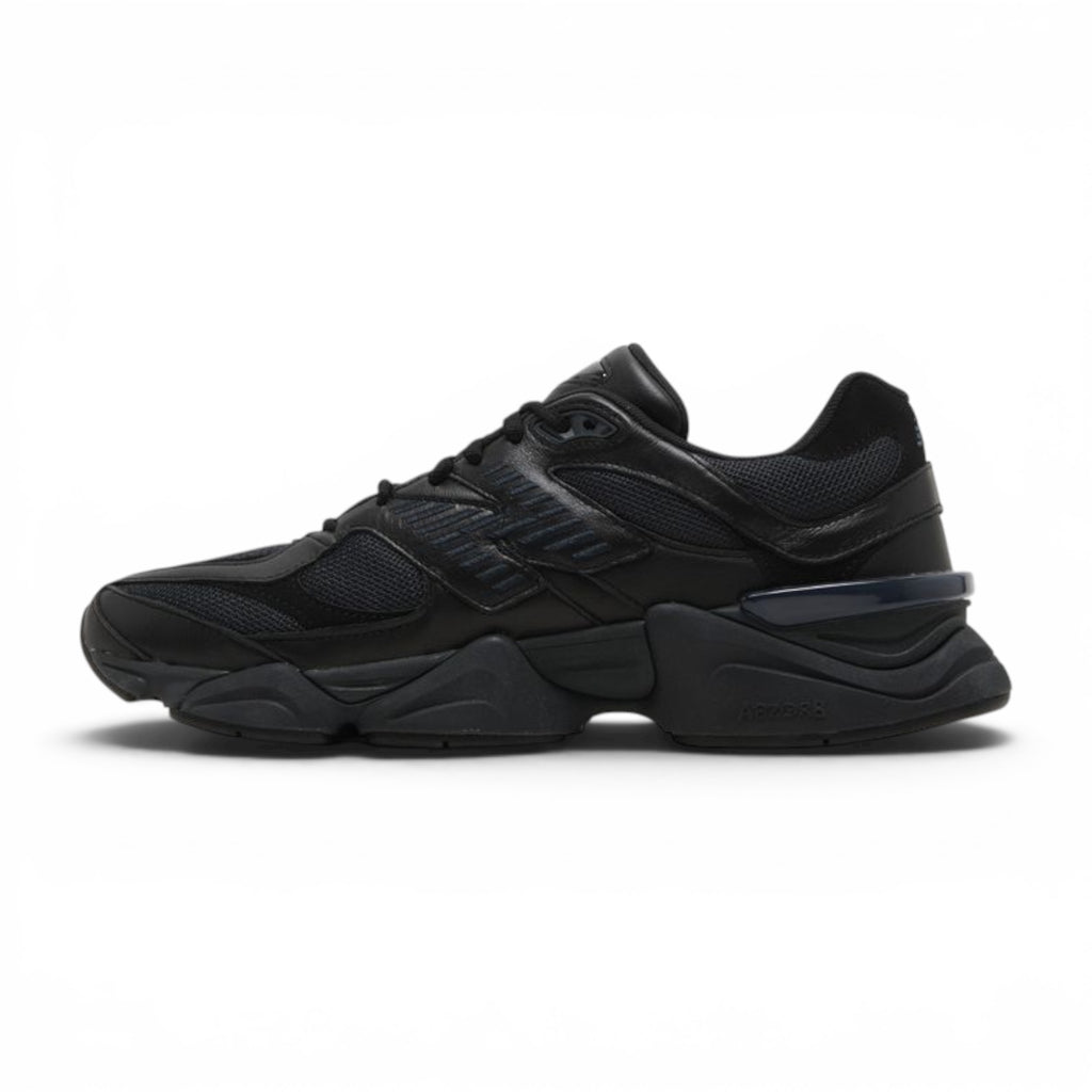 NEW BALANCE 9060 TRIPLE BLACK LEATHER