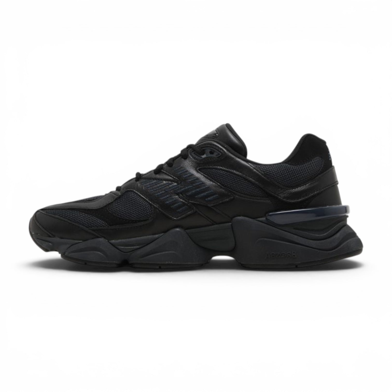 NEW BALANCE 9060 TRIPLE BLACK LEATHER