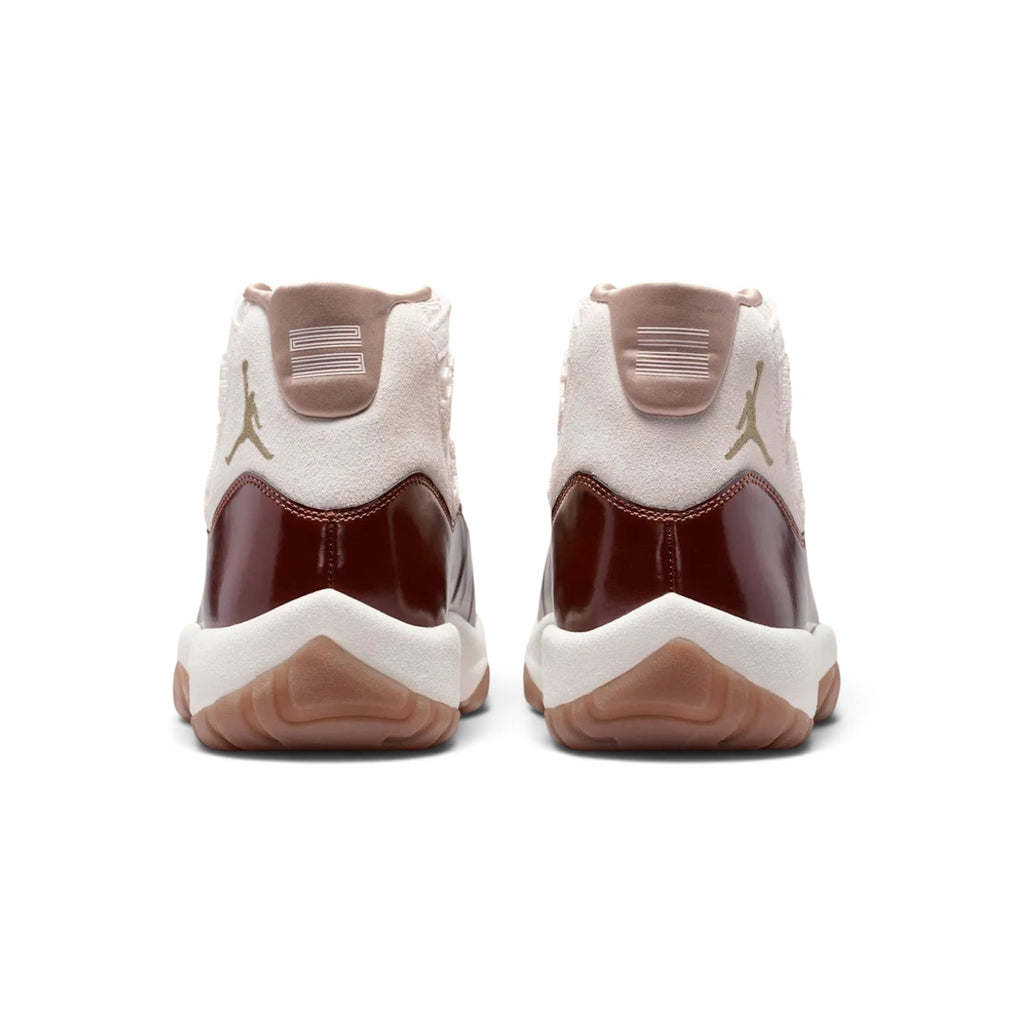 AIR JORDAN 11 NEAPOLITAN