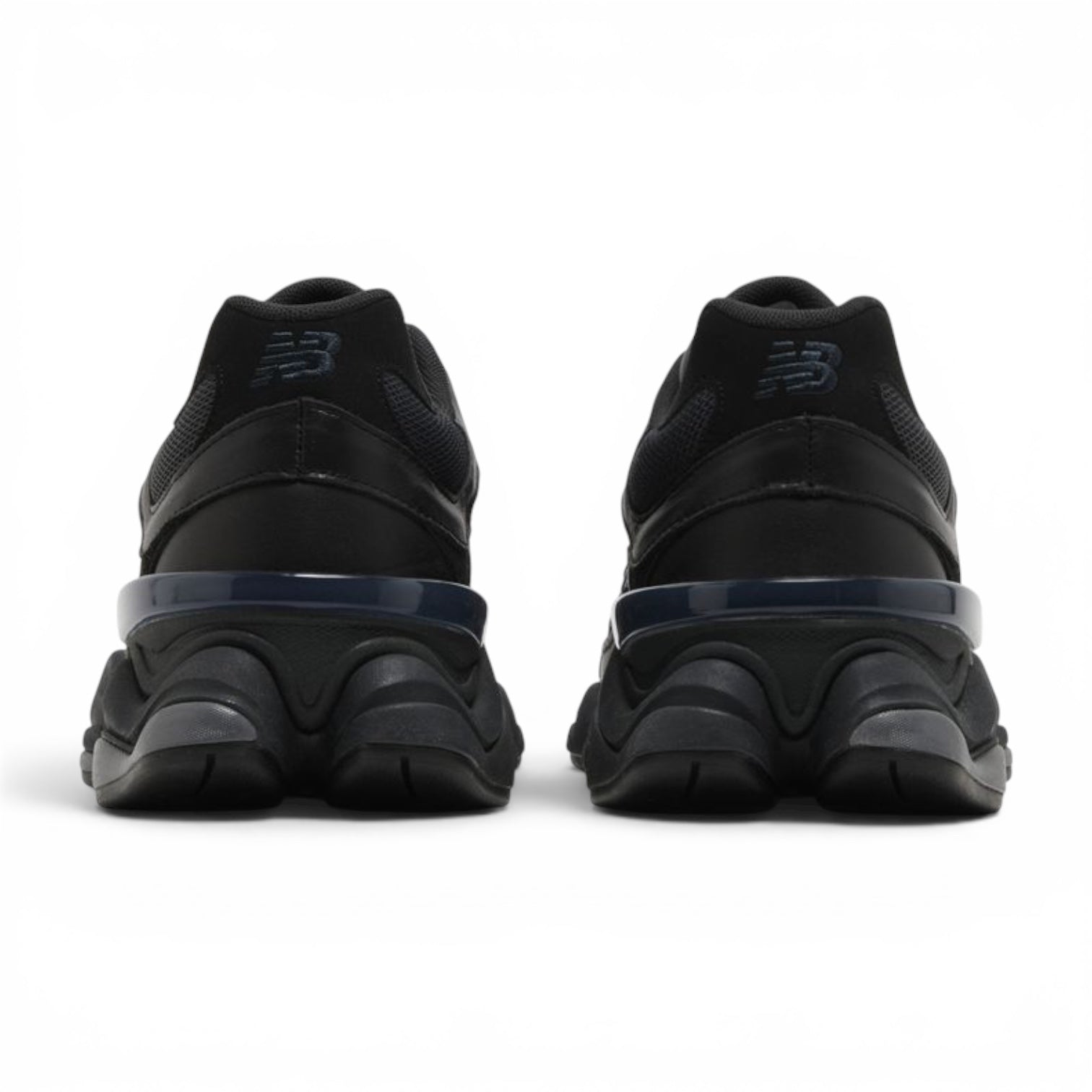NEW BALANCE 9060 TRIPLE BLACK LEATHER