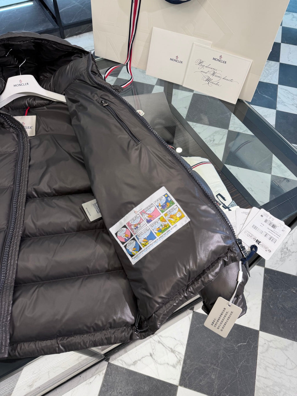 Moncler Maya Short Down Jacket - Shiny Grey