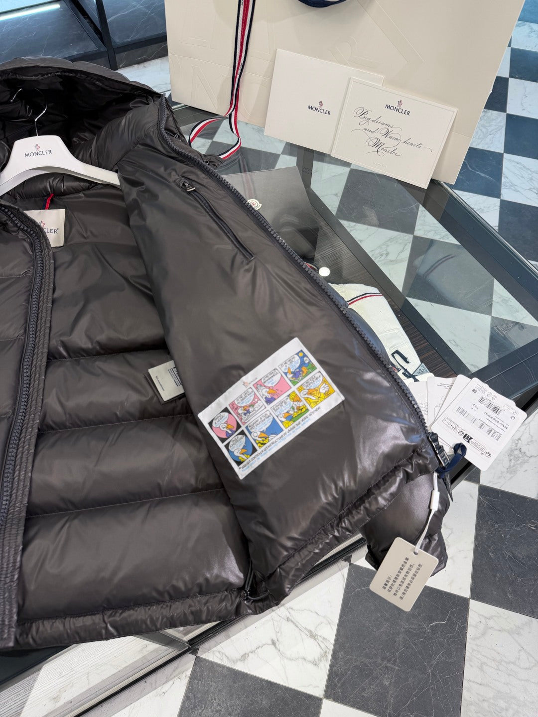 Moncler Maya Short Down Jacket - Shiny Grey