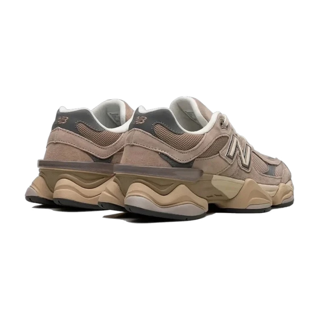 New Balance 9060 Driftwood Castlerock